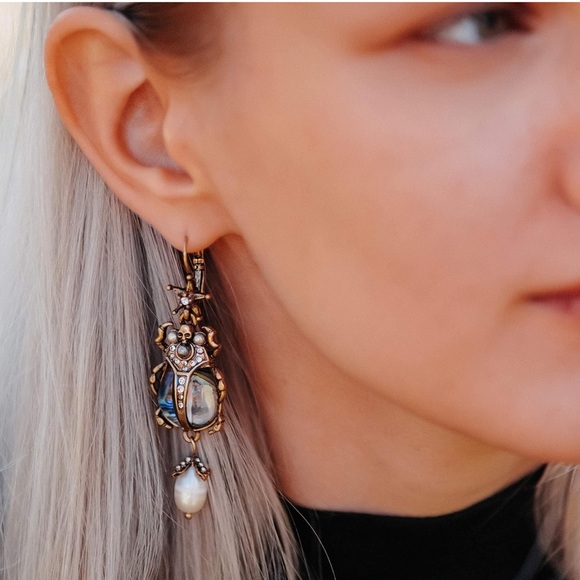 Scarab Gold and Pearl Beetle Earrings - Picture 1 of 3